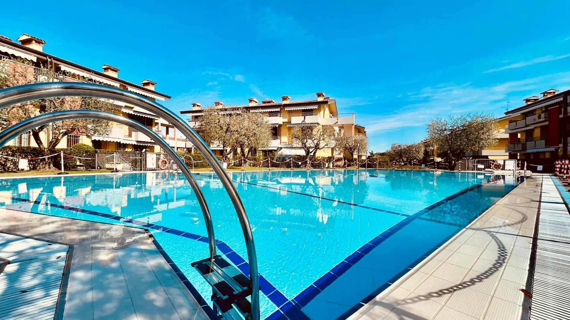 Appartement Praga Rif à Sirmione