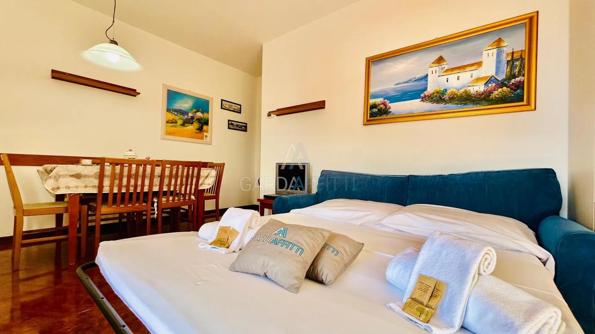 Appartement Praga Rif à Sirmione